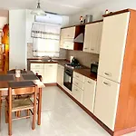 Appartement Regent Court - 3 Bedroom Within Walking Distance From Seafront *