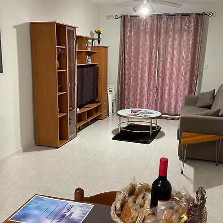 Regent Court - 3 Bedroom Within Walking Distance From Seafront