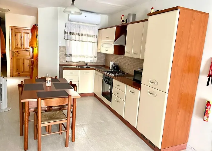 Daire Regent Court - 3 Bedroom Within Walking Distance From Seafront *