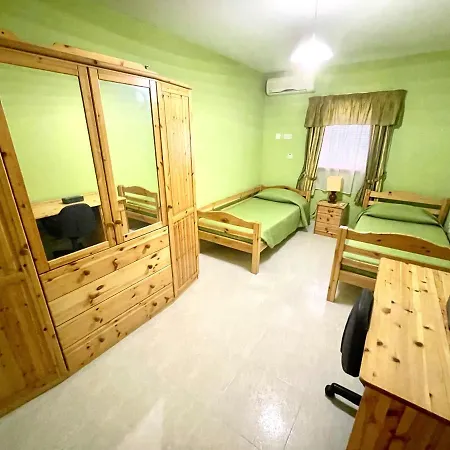 Regent Court - 3 Bedroom Within Walking Distance From Seafront * Сент-Полс-Бей