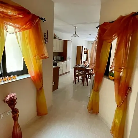 Regent Court - 3 Bedroom Within Walking Distance From Seafront San Pawl il-Baħar
