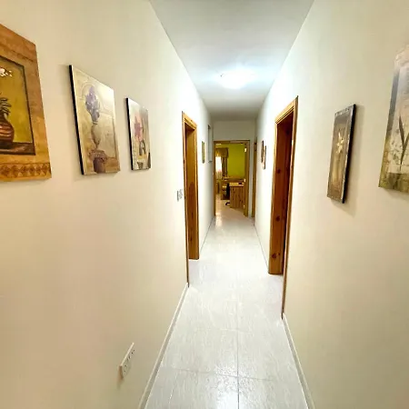 Regent Court - 3 Bedroom Within Walking Distance From Seafront * St. Paul's Bay