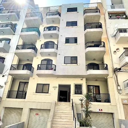 Regent Court - 3 Bedroom Within Walking Distance From Seafront San Pawl il-Baħar