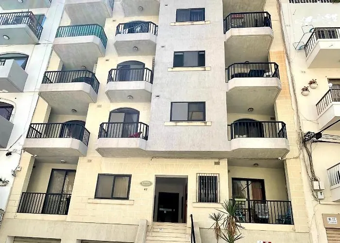 Regent Court - 3 Bedroom Within Walking Distance From Seafront St Paul's Bay