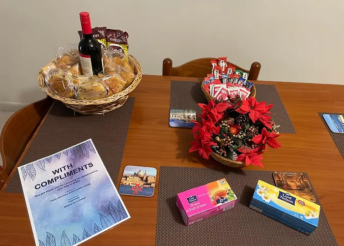 Regent Court - 3 Bedroom Within Walking Distance From Seafront