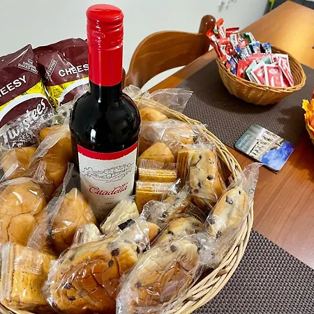 Lägenhet Regent Court - 3 Bedroom Within Walking Distance From Seafront *