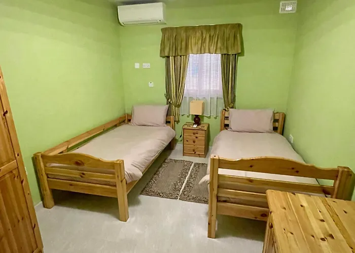 Regent Court - 3 Bedroom Within Walking Distance From Seafront 아파트